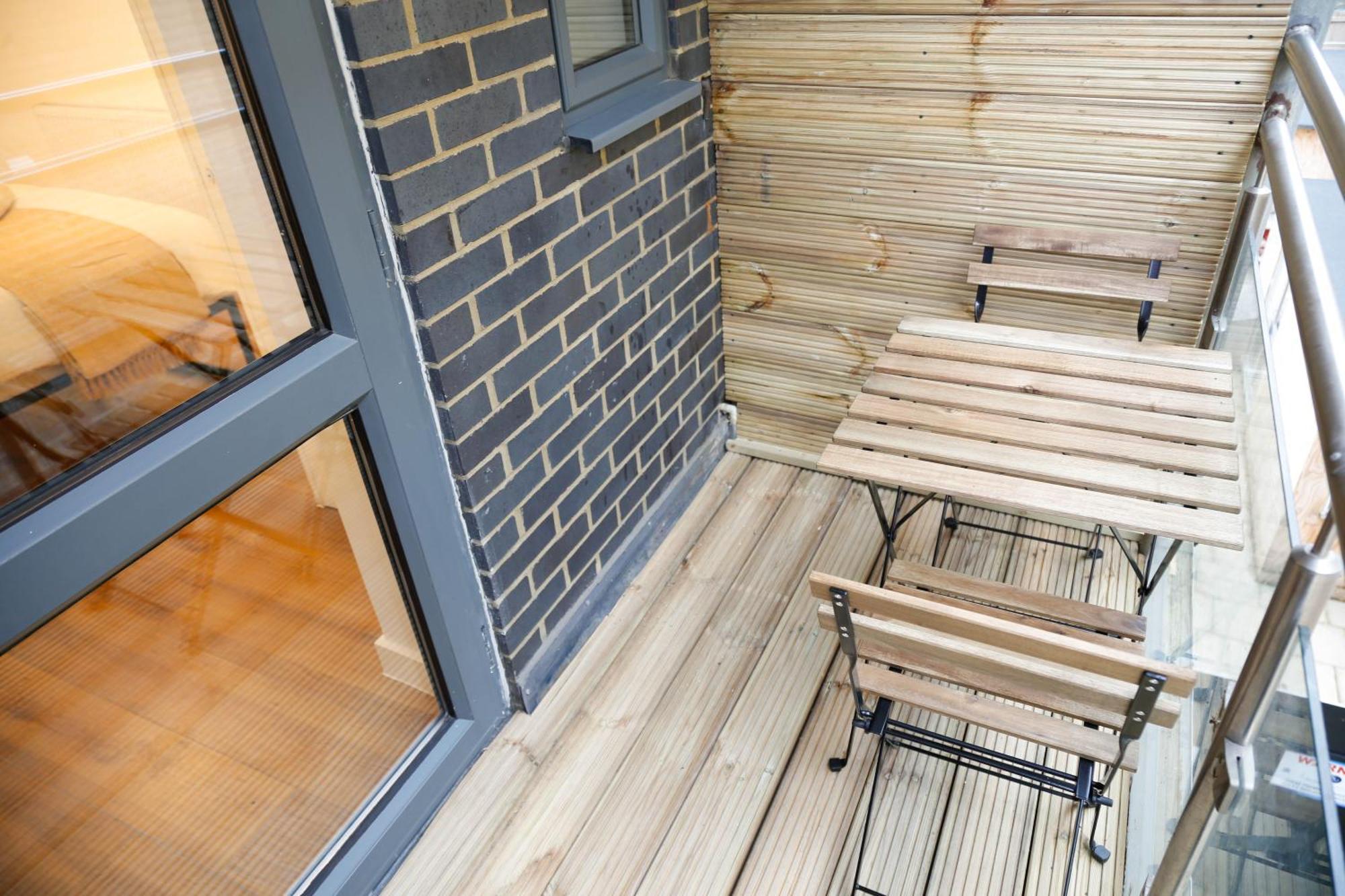 New Luxury Rooms In The Heart Of London Next To Shops, Cafes, Bars & Metro With Shared Bathrooms Eksteriør bilde
