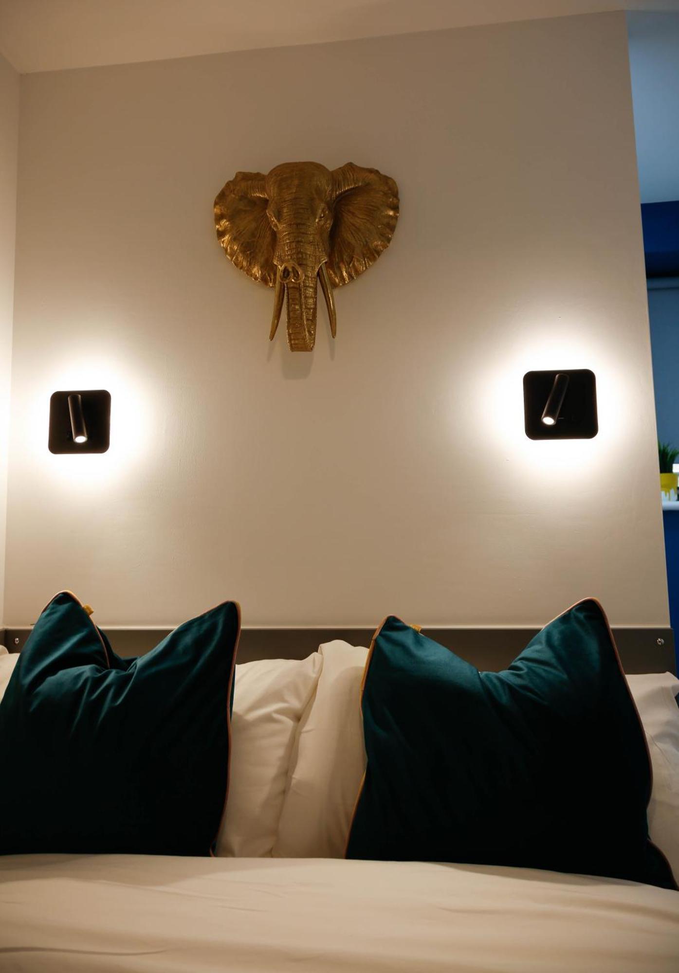 New Luxury Rooms In The Heart Of London Next To Shops, Cafes, Bars & Metro With Shared Bathrooms Eksteriør bilde
