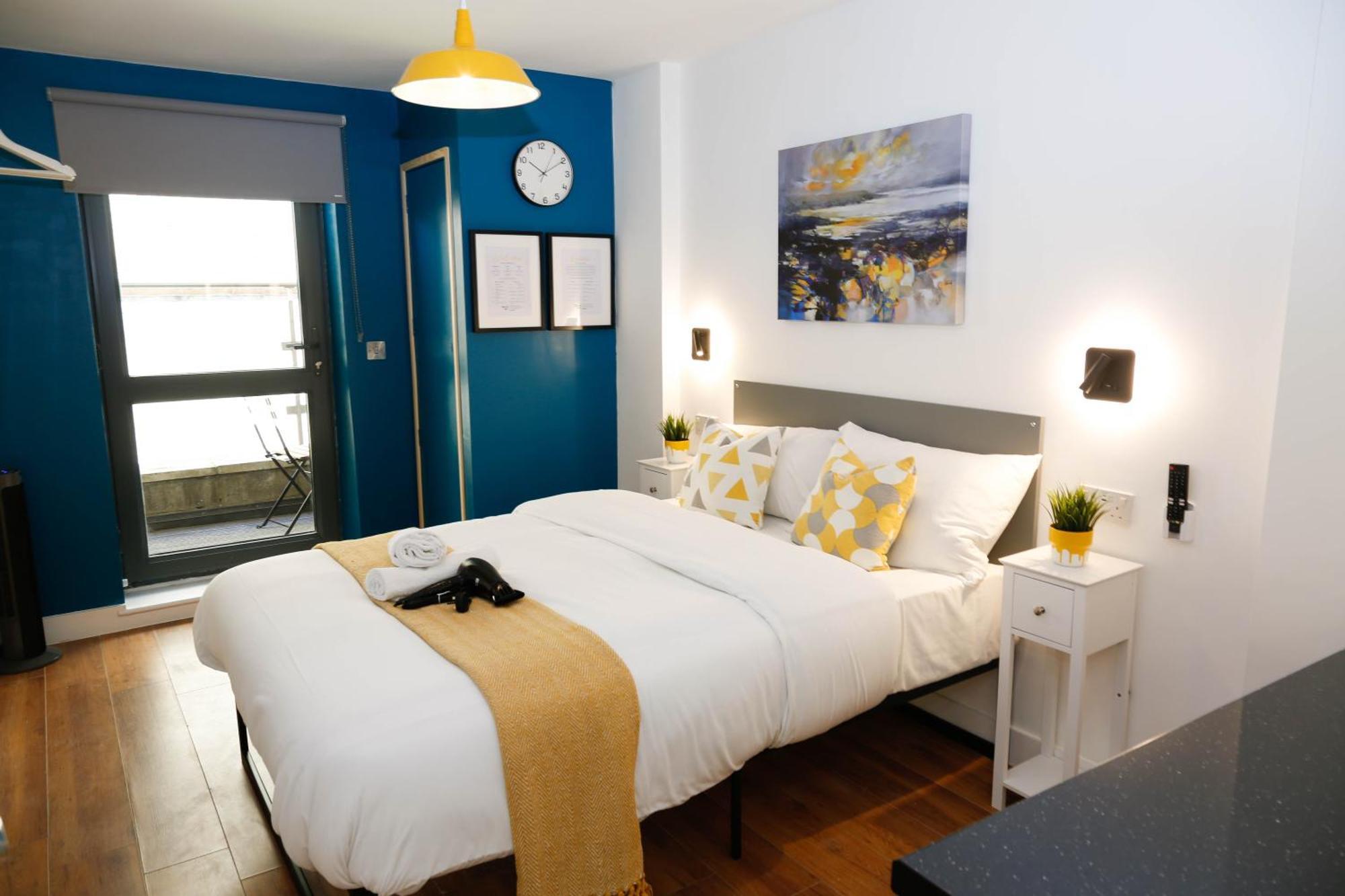 New Luxury Rooms In The Heart Of London Next To Shops, Cafes, Bars & Metro With Shared Bathrooms Eksteriør bilde